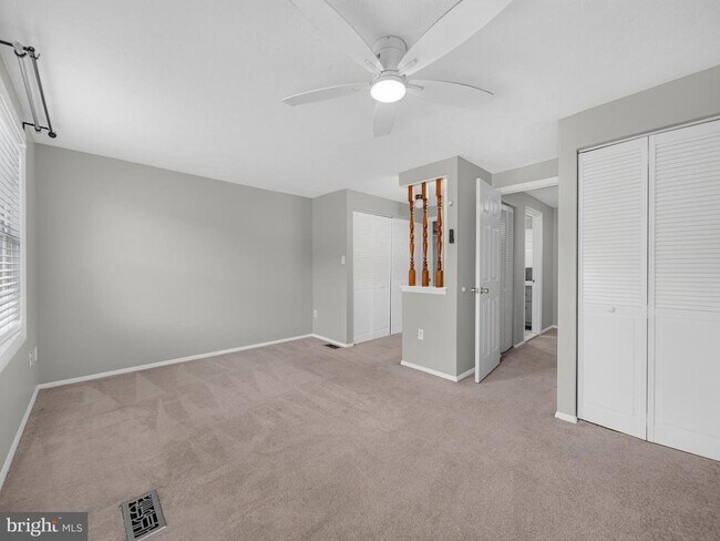 Building Photo - 7648 Fairbanks Ct
