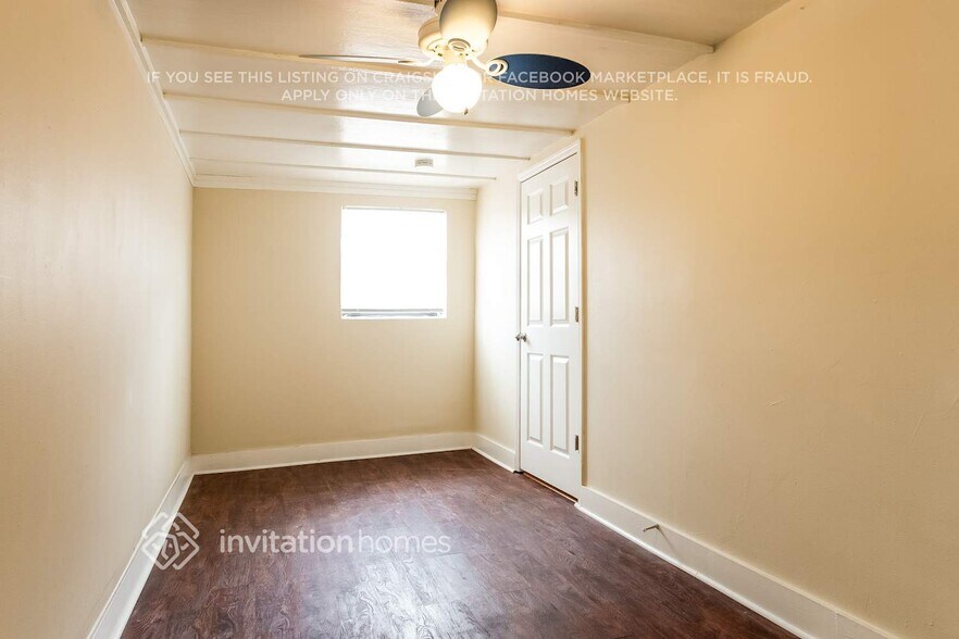 Building Photo - 9504 Bloomfield Dr