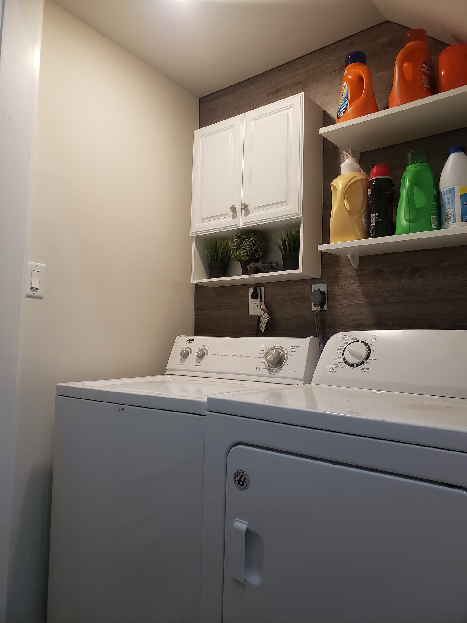 Building Photo - 1322 N 17th St