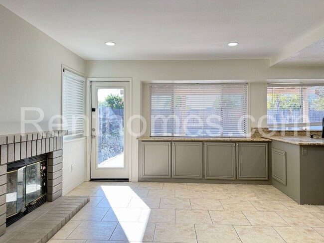 Building Photo - 23835 Cork Oak Cir