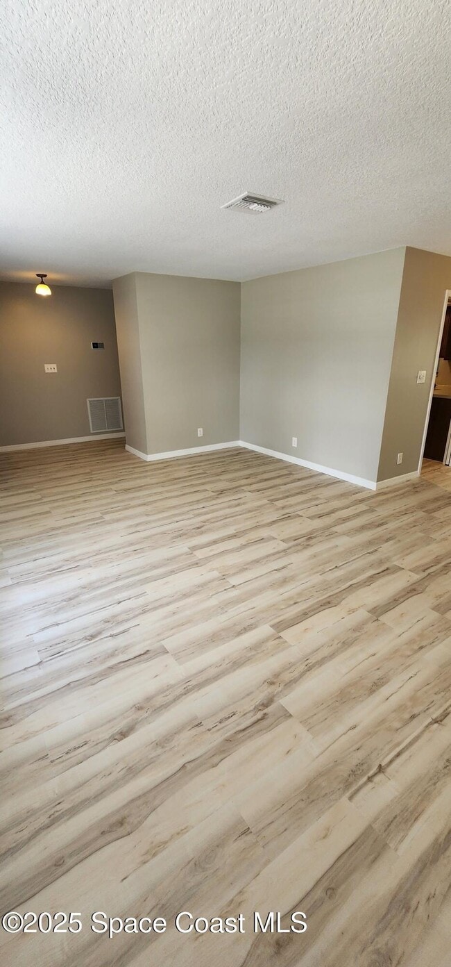 Building Photo - 1003 Cedar Brook Ct
