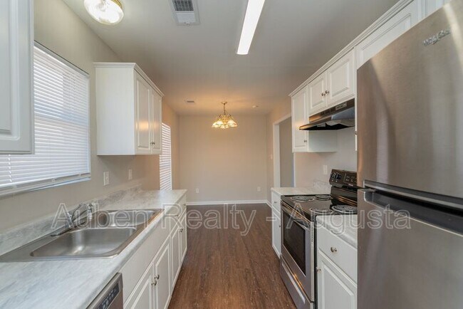 Building Photo - 3609 Stanton Ct