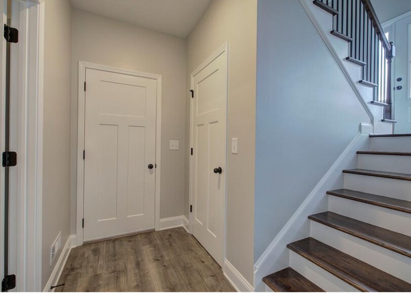 Building Photo - 315 Arbor Cir
