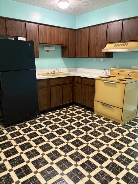 Kitchen - 1619 38th St NW