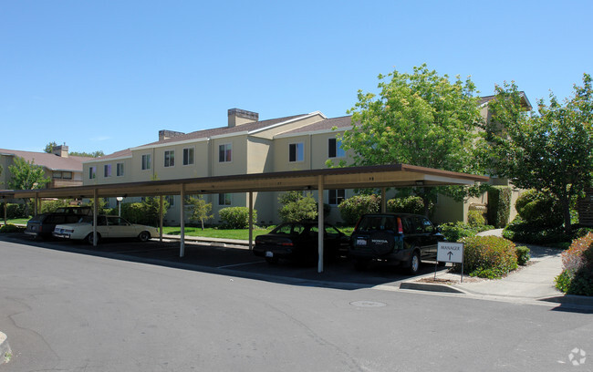 Building Photo - Meadowrock Apartments