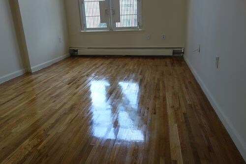 Building Photo - 431 E 136th St