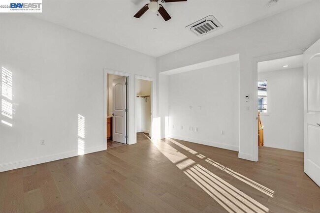 Building Photo - 6180 Alpine Blue Dr