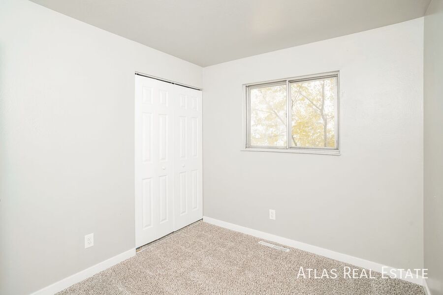 Building Photo - 4028 Colony Hills Cir