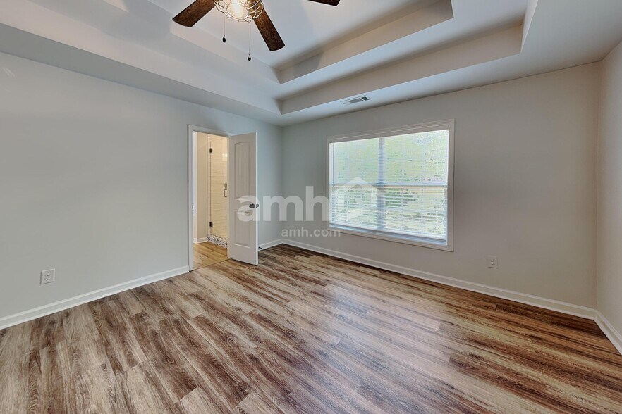Building Photo - 5075 Roxton Ln
