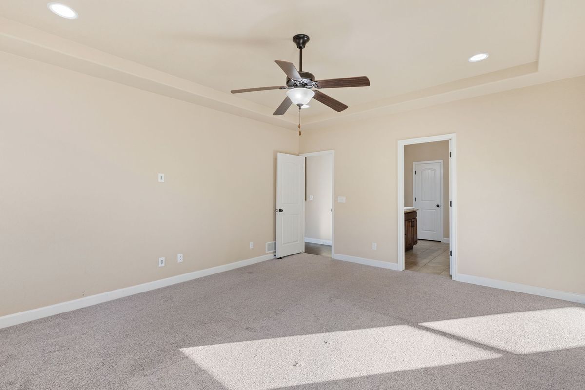 Building Photo - 7563 Bigtooth Maple Dr