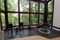 Building Photo - White River Access, Vaulted Ceilings, Natu...