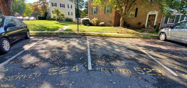 Building Photo - 972 Paulsboro Dr