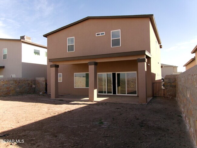 Building Photo - 11361 Hidalgo Dr