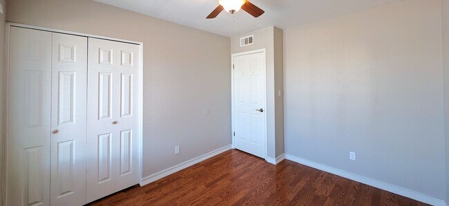 Building Photo - 2431 W Plata Ave