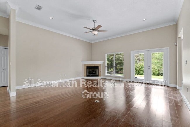 Building Photo - 4301 Hidden Lakes Dr