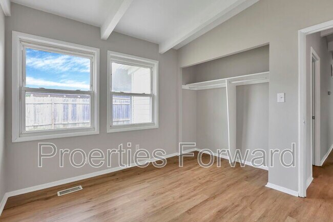 Building Photo - 873 Joyful St