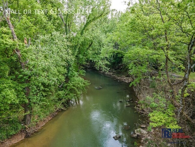 Building Photo - 141 Rivergate Dr