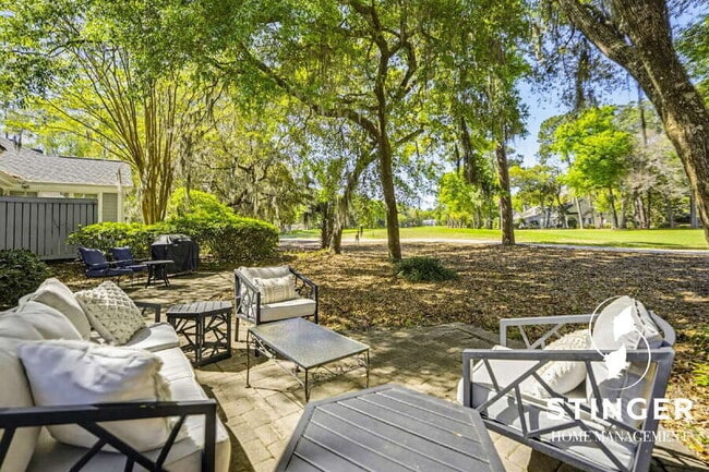 Building Photo - 144 Locust Fence Rd