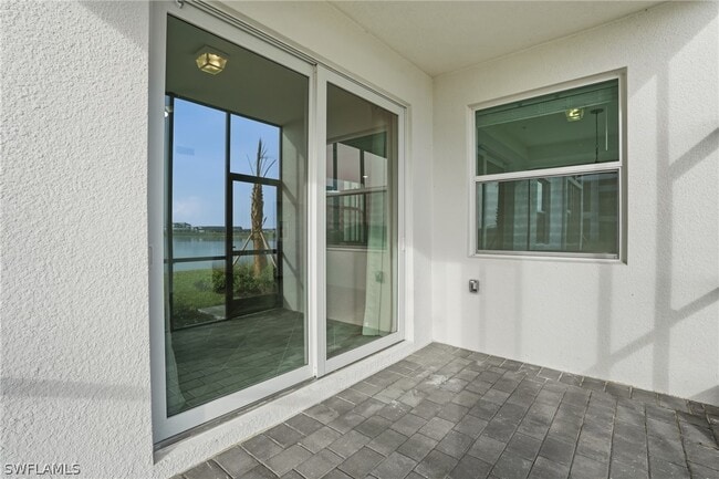 Building Photo - 15375 Grn Acrs Ave