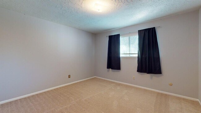 Building Photo - 11807 Monticeto Ln