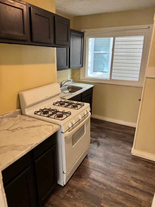 Building Photo - 50 Orchard