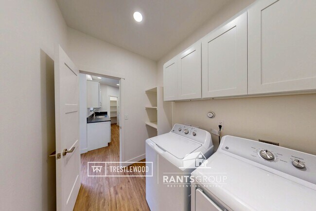Building Photo - Modern Home in Trestlewood – Where Comfort Meets Community!