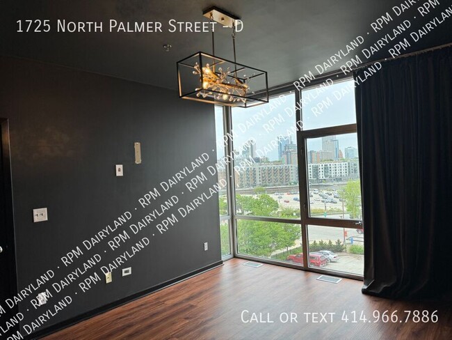 Building Photo - Stunning Brewer's Hill Townhome, 5 floors,...