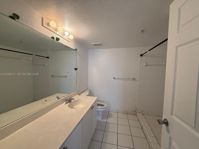 Building Photo - 15470 SW 284th St