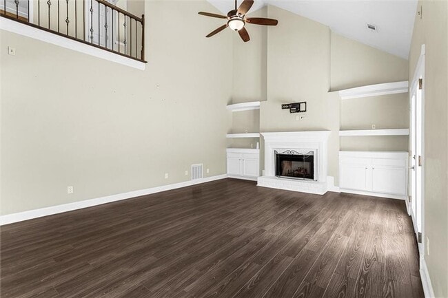 Building Photo - 11395 Brookhollow Trail