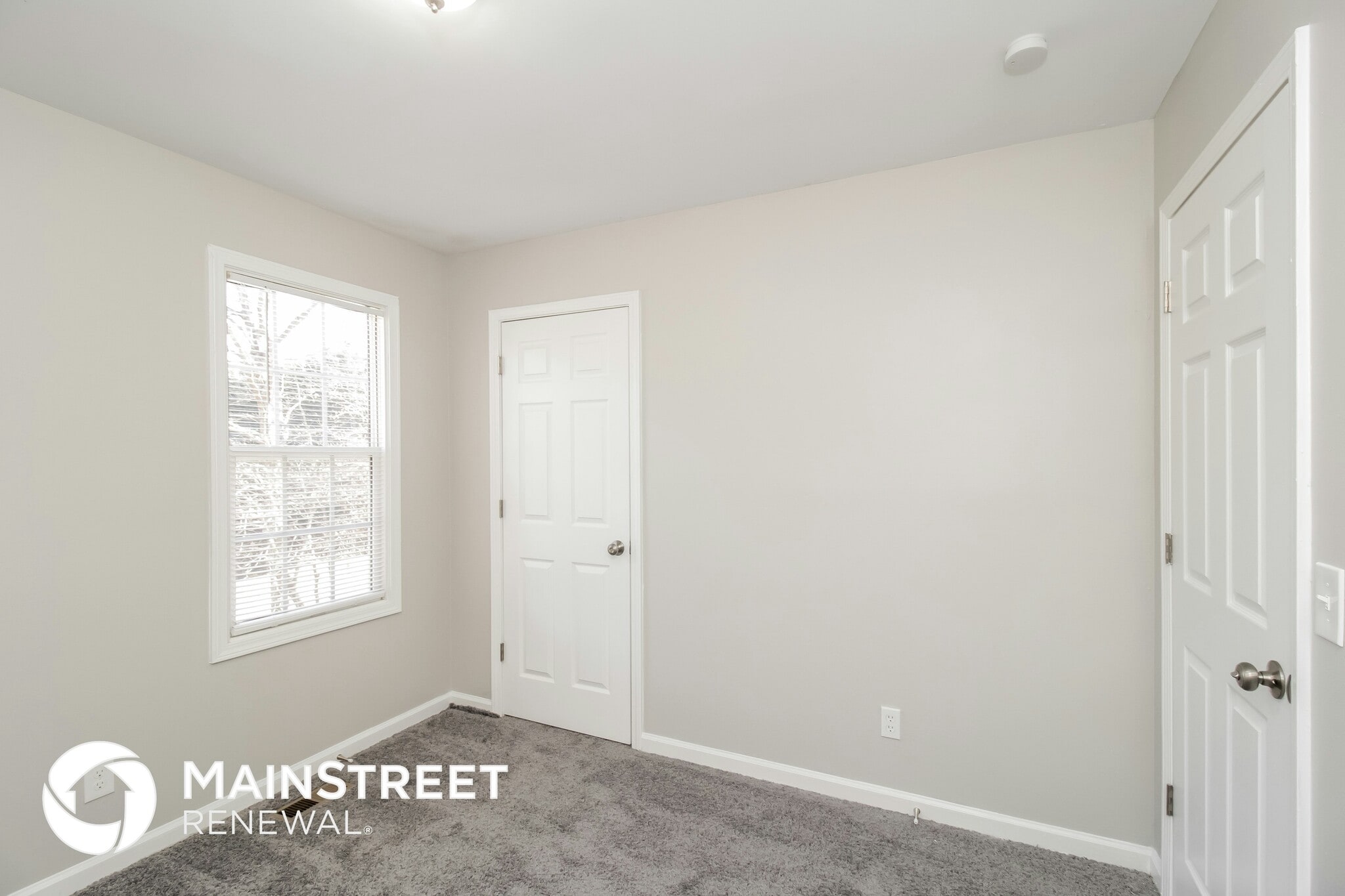 Building Photo - 581 Southern Trace Dr