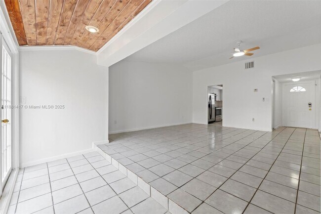 Building Photo - 10387 SW 209th Ln