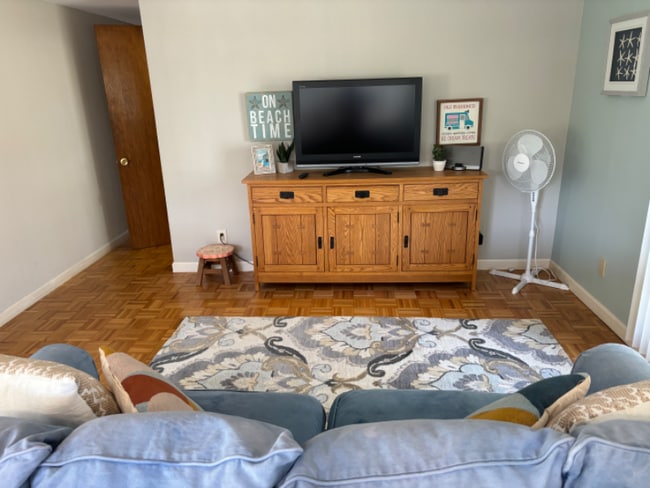 Building Photo - 56 Captain Thomas Rd