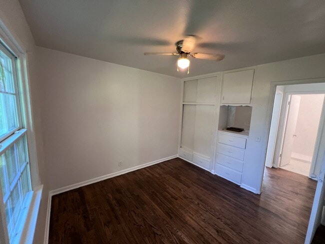 Building Photo - Home for rent close to Tinker AFB and I-240