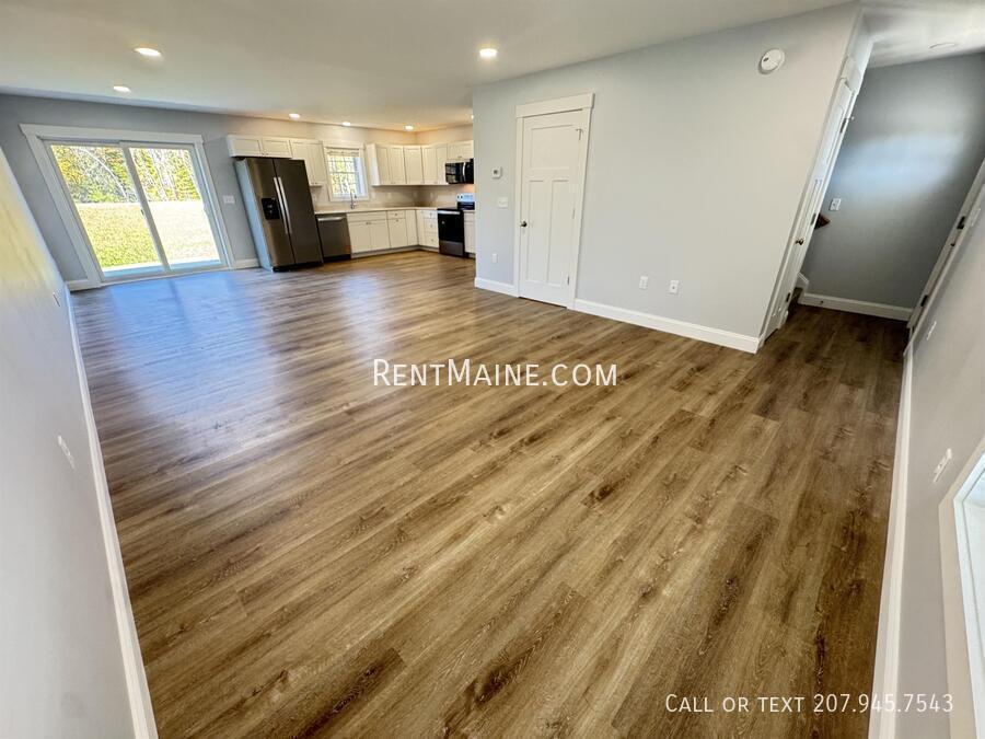 Building Photo - 208 Rocky Rdg Dr