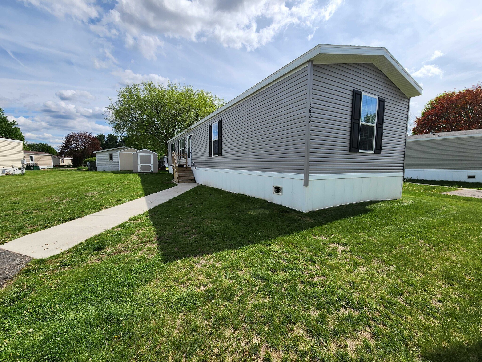 Building Photo - 3629 Cedar Loop