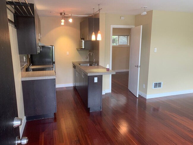 Interior Photo - Beacon Flats