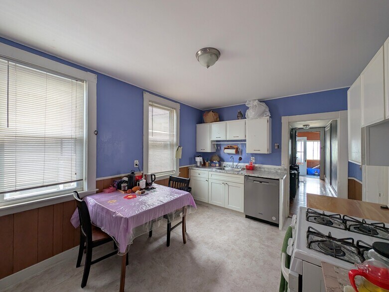 Primary Photo - 20 Wilson Ave