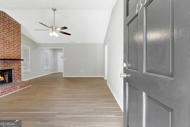 Building Photo - 125 Belle Dr