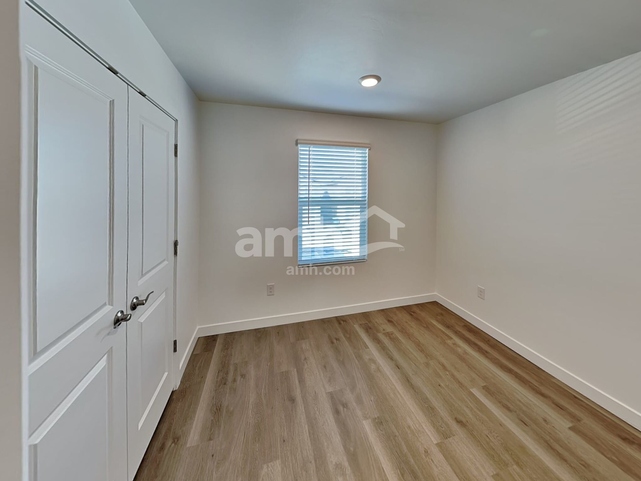 Building Photo - 9630 E Friedel Dr