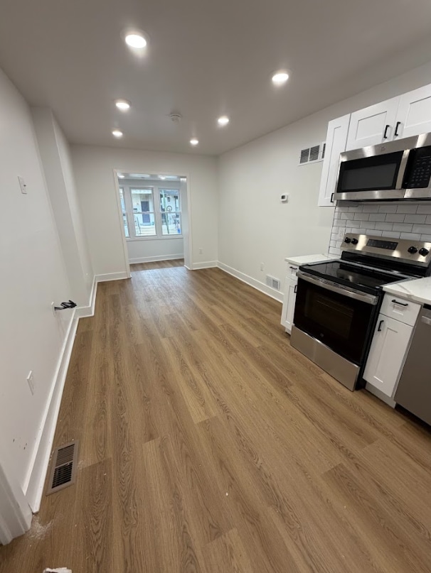 Building Photo - 5108 Hadfield St