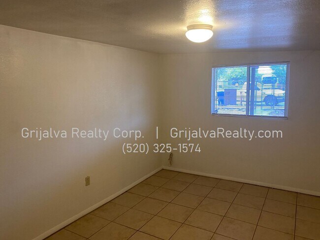 Building Photo - 2442 S Edmondson Ave