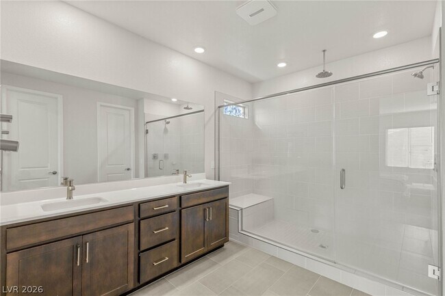 Building Photo - 3017 Bounding Home Rd