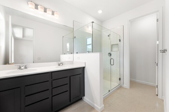 Building Photo - 4315 Efendi Dr