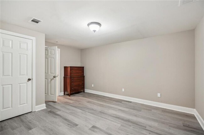 Building Photo - 7115 Doncaster Ct