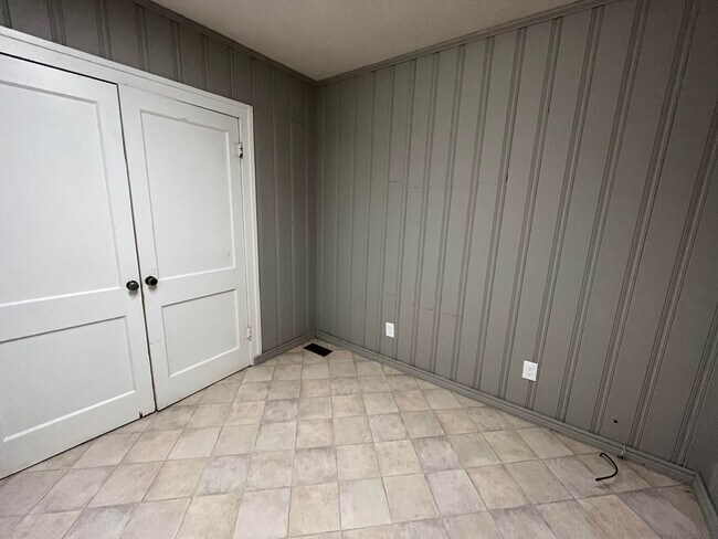 Building Photo - 3 Bedroom/2 Bath House in Batesville