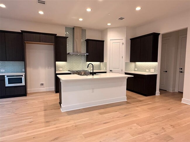 Building Photo - 2707 Dulce Ln