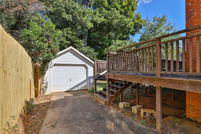 Building Photo - NOW ACCEPTING CITY OF ATLANTA 3-BEDROOM HOUSING VOUCHERS.