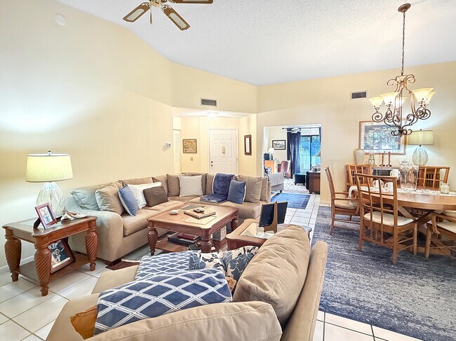 Building Photo - 3358 Perimeter Dr