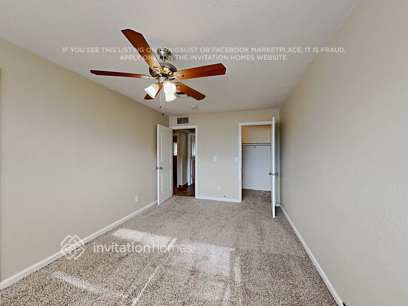 Building Photo - 2335 E Beverly Ln