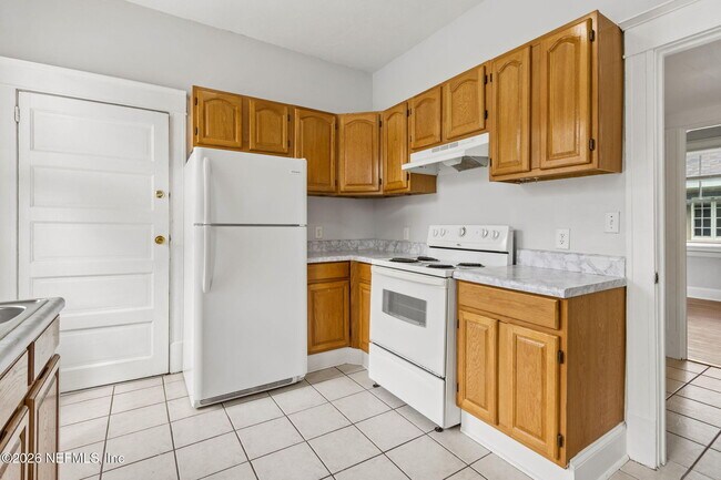 Building Photo - 2527 Forbes St